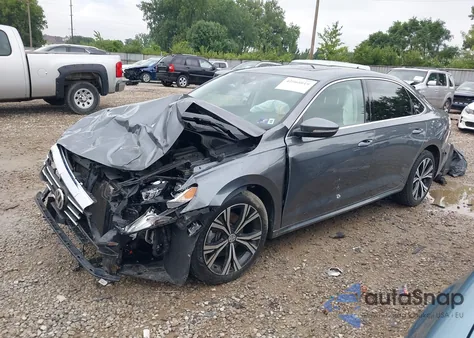 2021 Volkswagen Passat 2.0T Se from USA, damaged, VIN 1VWSA7A37MC017516